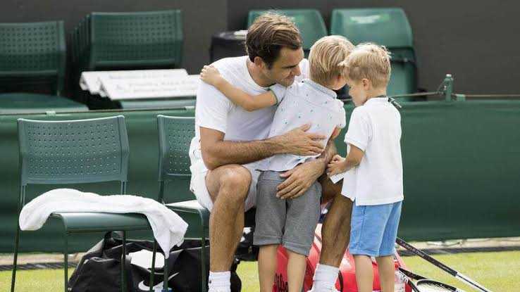 «J’ai lutté avec mes enfants» - Roger Federer sur l’enseignement du tennis à ses enfants