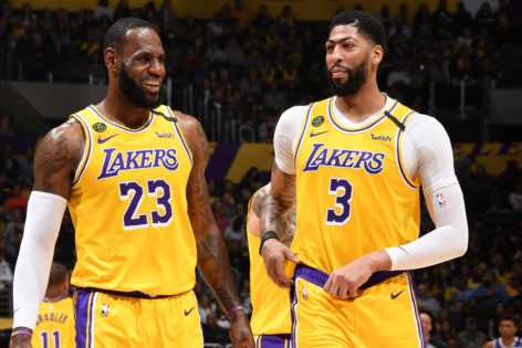 LeBron James et Anthony Davis des Lakers donnent des mises à jour sur le tournoi Madden en cours de l'équipe Inside the Bubble