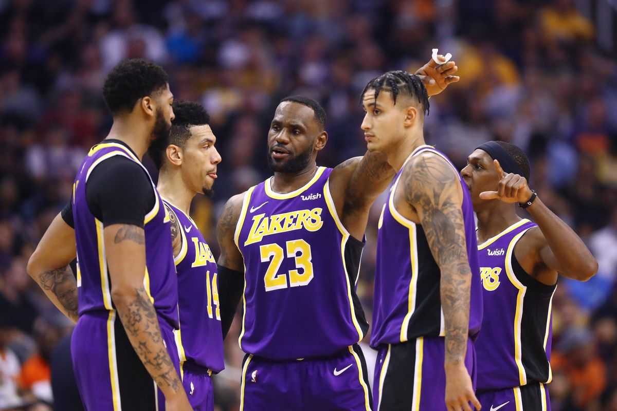 "Ce n’est pas une coïncidence": la garde des Lakers révèle les principales raisons du succès de LeBron James