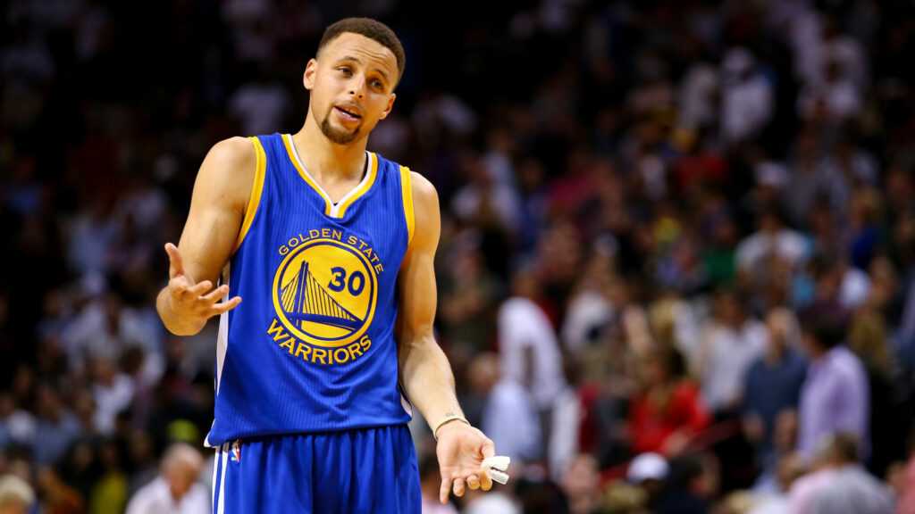 La star des guerriers Stephen Curry revient sur l’ancien champion de la NBA qui a miné ses capacités