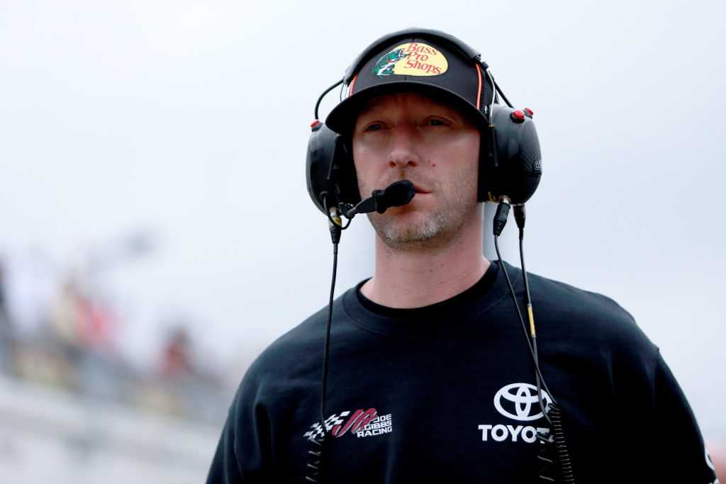 L'ancien pilote de NASCAR Cole Pearn fera équipe avec Conor Daly pour l'Indy 500