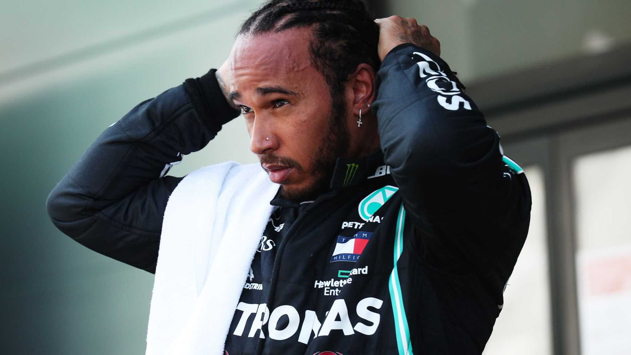 Lewis Hamilton dénonce Pirelli à propos de récents problèmes de pneus F1