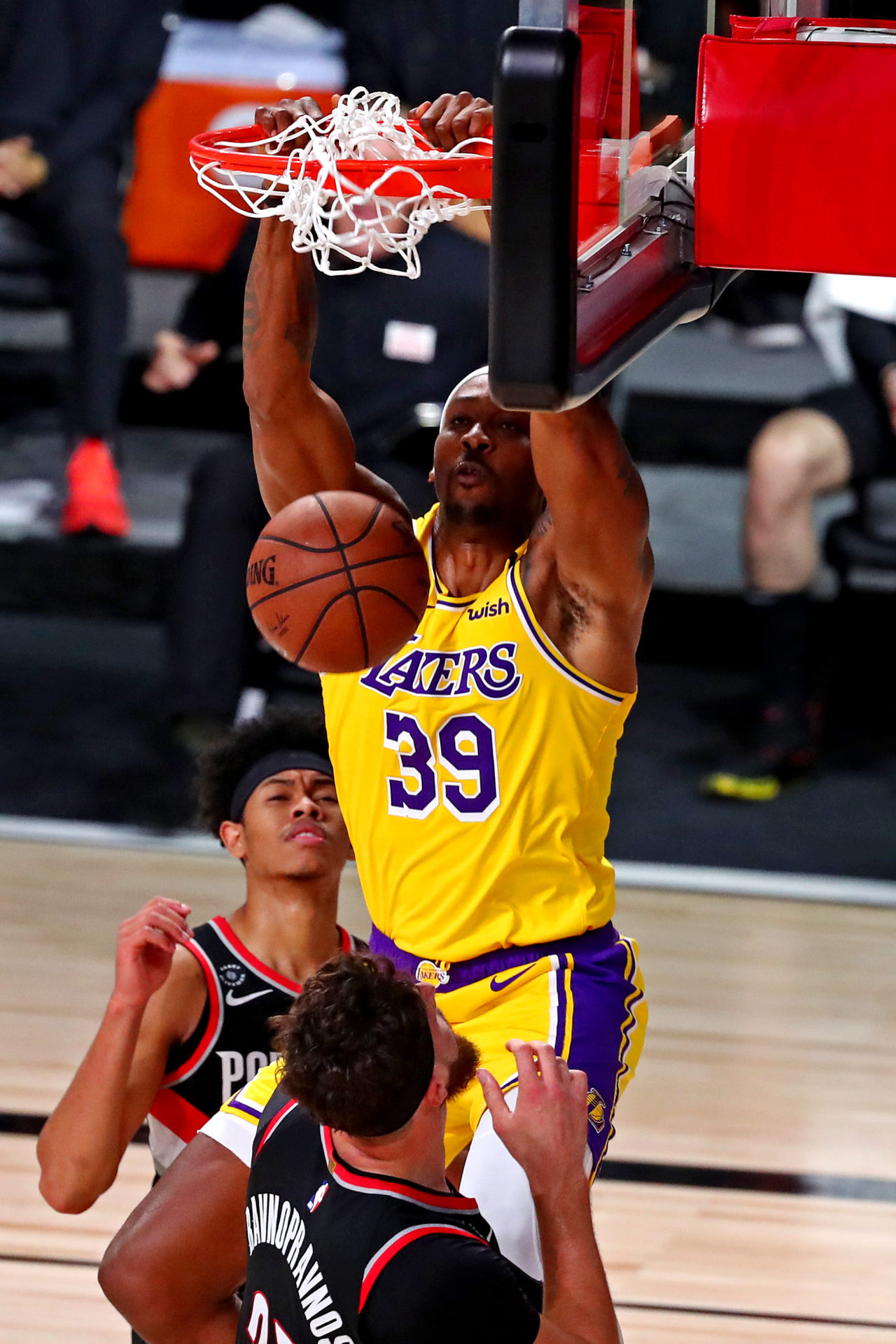 Los Angeles Lakers vs Portland Trail Blazers: Dwight Howard