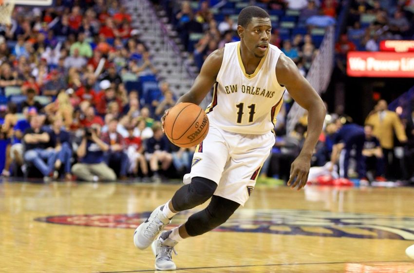 Jrue Holiday joue pour New Orleans Pelicnas