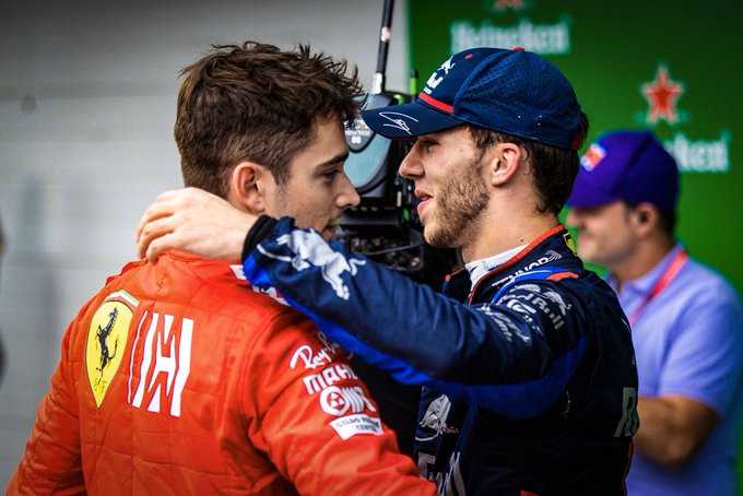 REGARDER: Charles Leclerc embrasse Pierre Gasly après sa première victoire à Monza