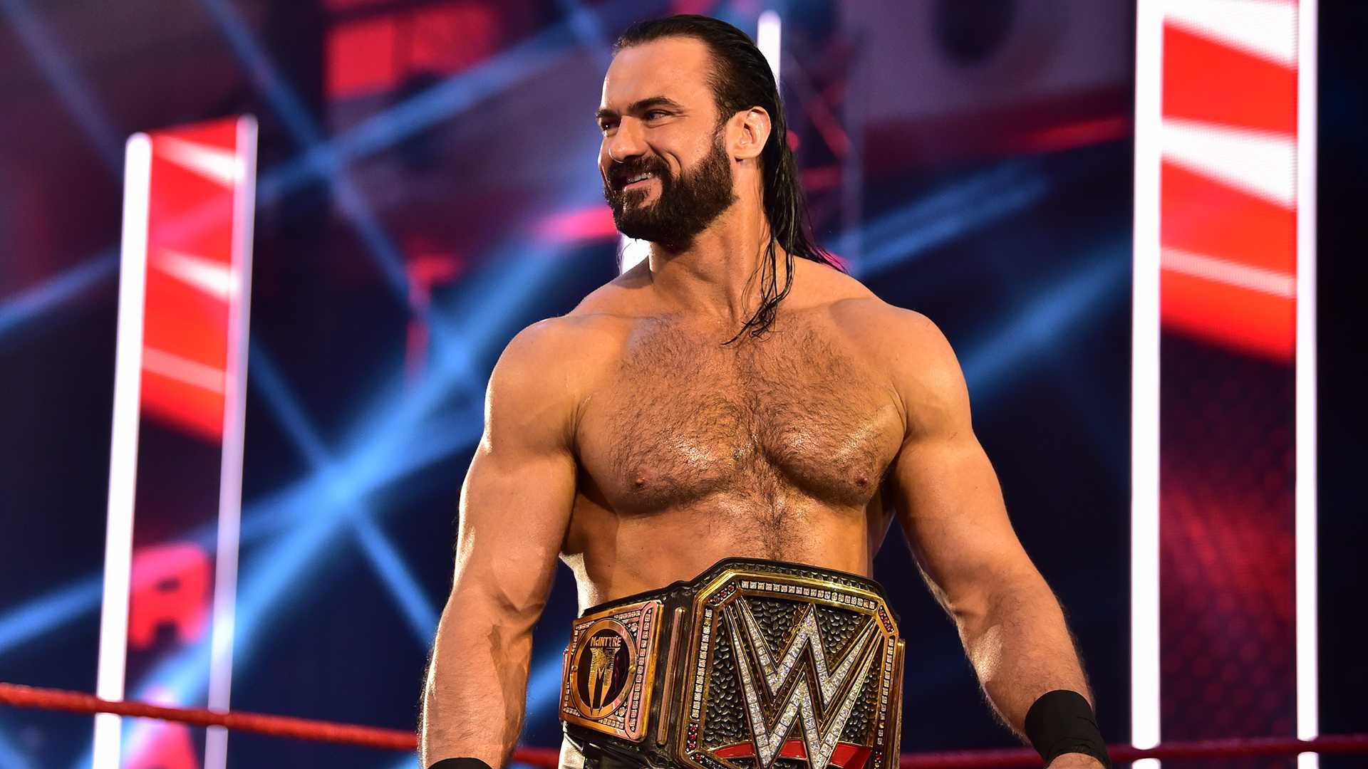 Drew McIntyre appelle à un match titre contre titre avec Roman Reigns - EssentiellementSports