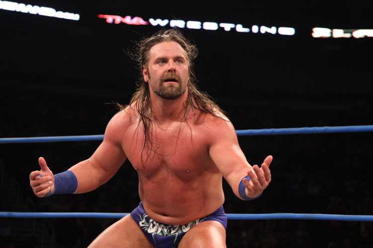 «Il a été signé» - James Storm, vétéran de la TNA, a presque fait ses débuts à la WWE
