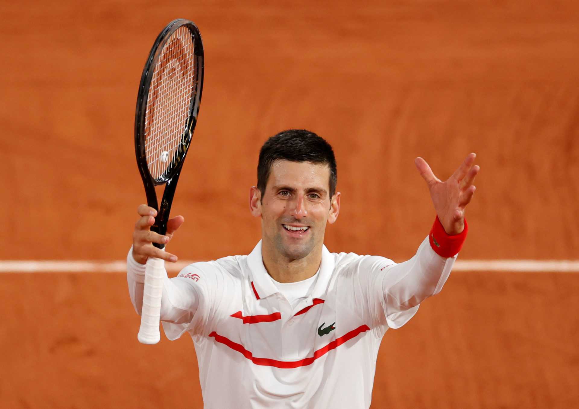 «Qui jouez-vous ensuite?»: Novak Djokovic a des plaisanteries amusantes avec Karen Khachanov avant leur affrontement à Roland-Garros 2020