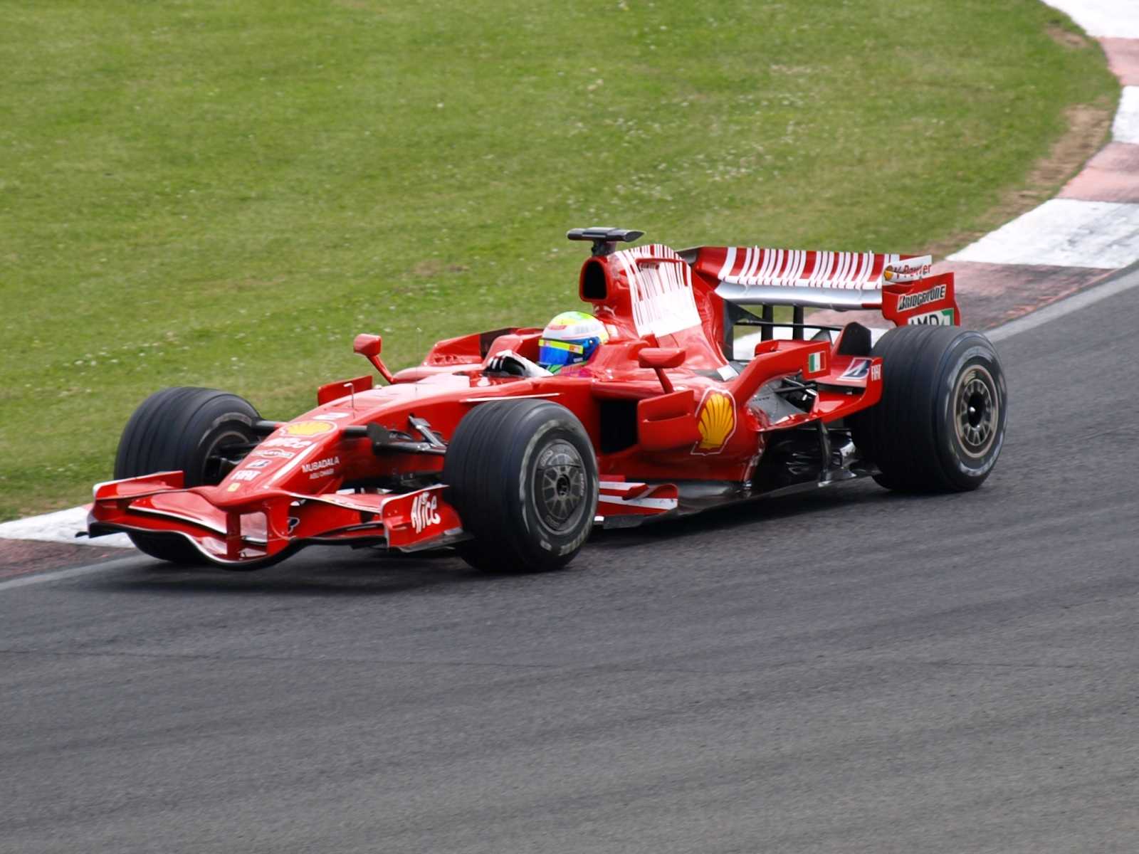 Comment Ferrari a annoncé la victoire de Hamilton pour écourter la célébration prématurée de la famille Massa