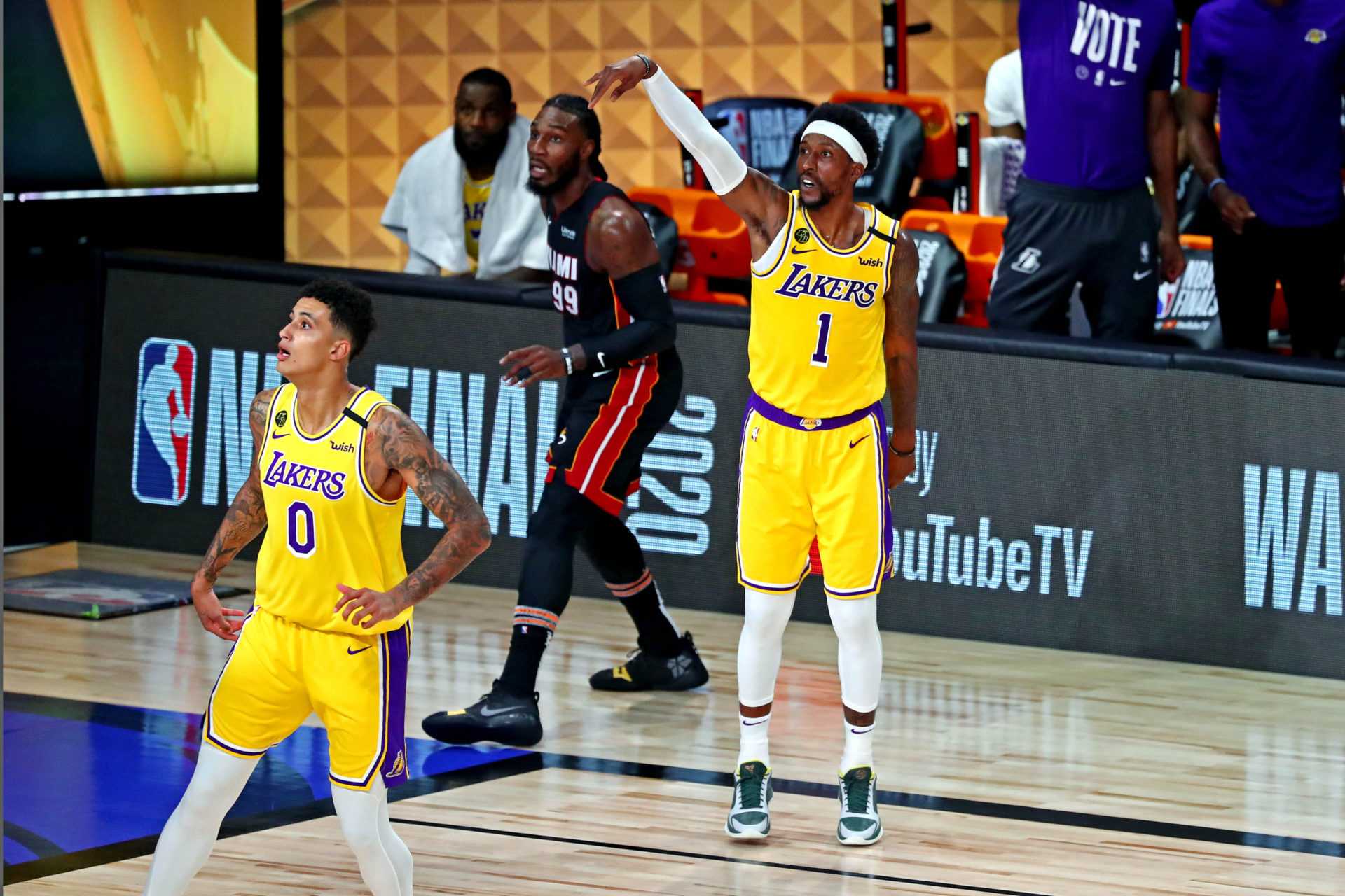 Kentavious Cardwell-Pope dépasse la légende des Lakers Kobe Bryant pour un record de franchise en séries éliminatoires