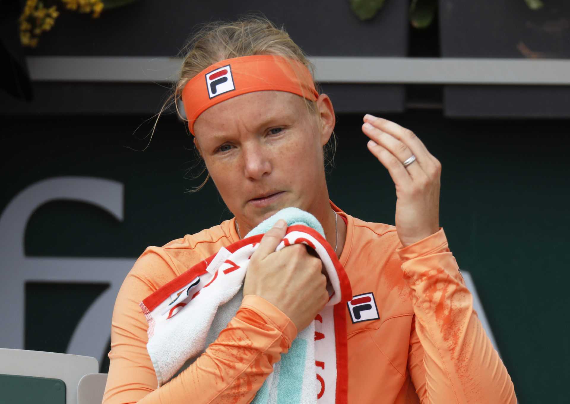La qualifiée Martina Trevisan étourdit la cinquième tête de série Kiki Bertens et poursuit sa course de conte de fées à Roland-Garros 2020