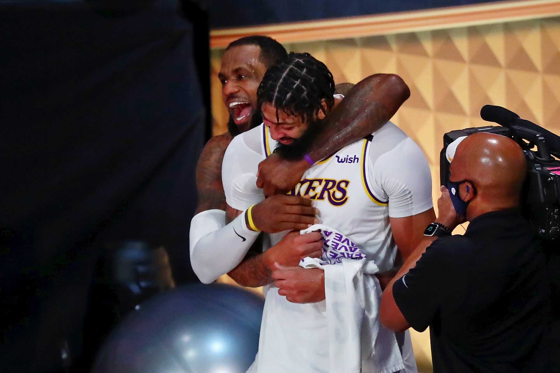 Los Angeles Lakers Legend Magic Johnson Thinks the 2020 Title is the Hardest They’ve Ever Won
