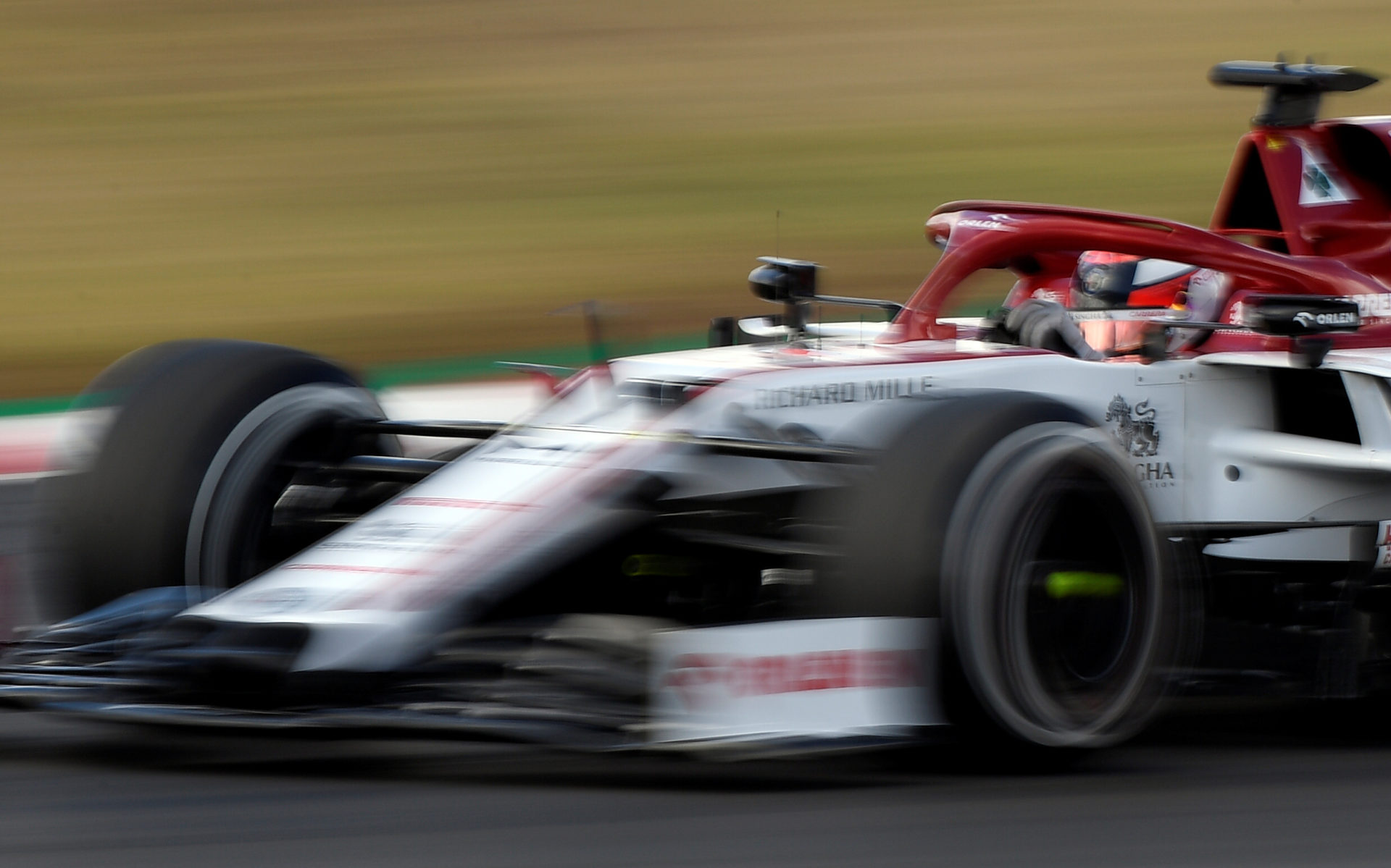 Kimi Raikkonen d'Alfa Romeo lors de l'entraînement au Grand Prix du Portugal 2020