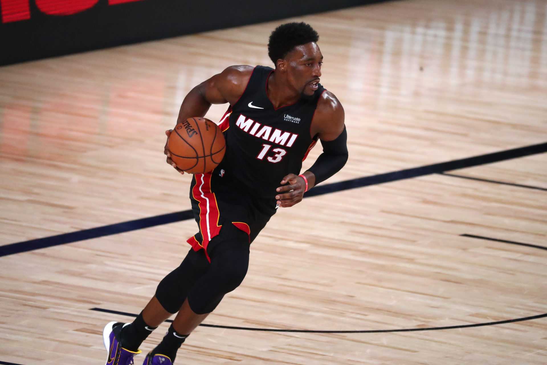 Miami Heat Legend exhorte la franchise à ne pas sacrifier Bam Adebayo pour acquérir Giannis Antetokounmpo