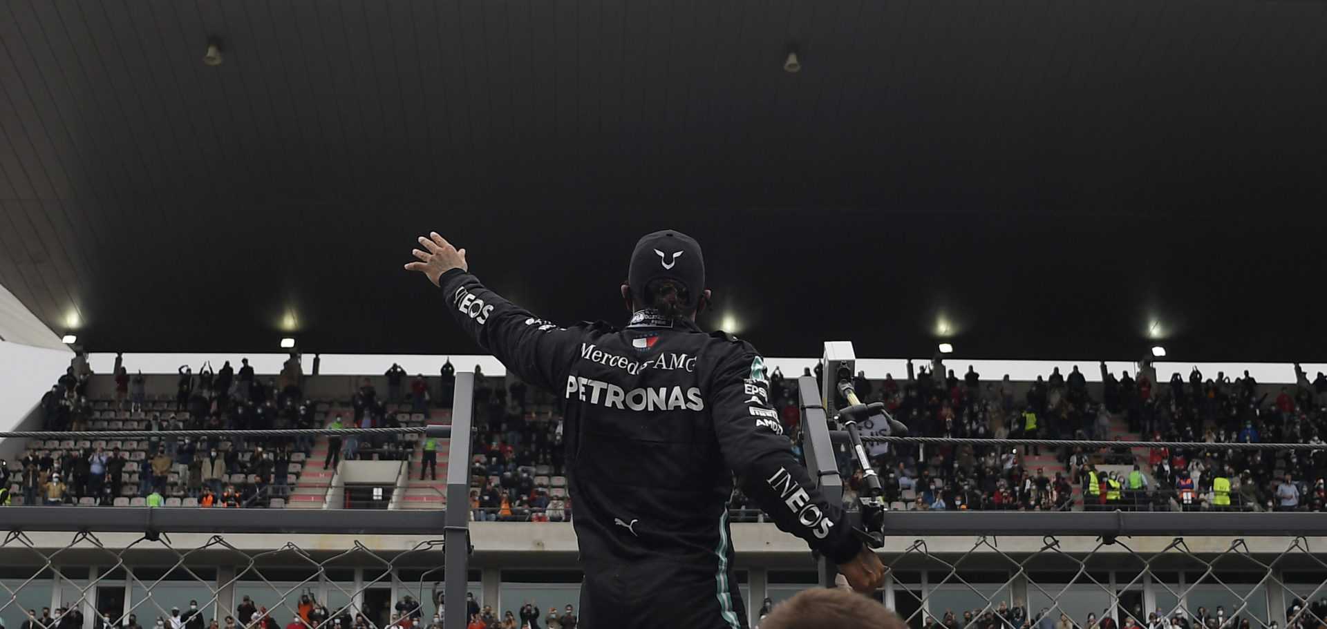 Michael Schumacher Techniquement et physiquement supérieur à Lewis Hamilton: Massa