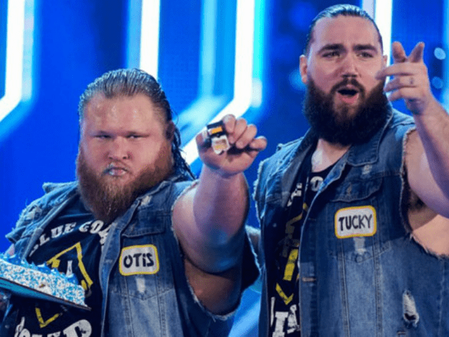 Otis publie une déclaration après que la WWE a séparé les machines lourdes