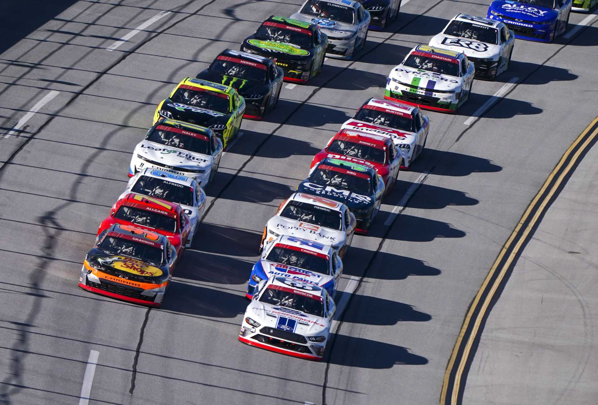 REGARDER: Chase Briscoe réalise une sauvegarde épique à la Talladega NASCAR Xfinity Race