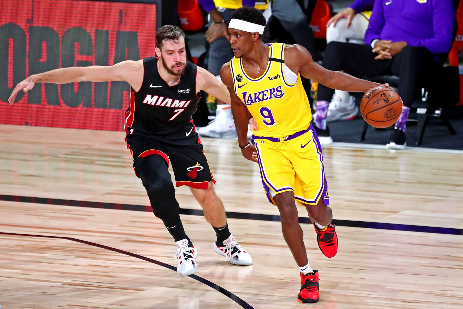 Un gros coup à Miami Heat avec une double peur des blessures lors du match d'ouverture des finales NBA 2020