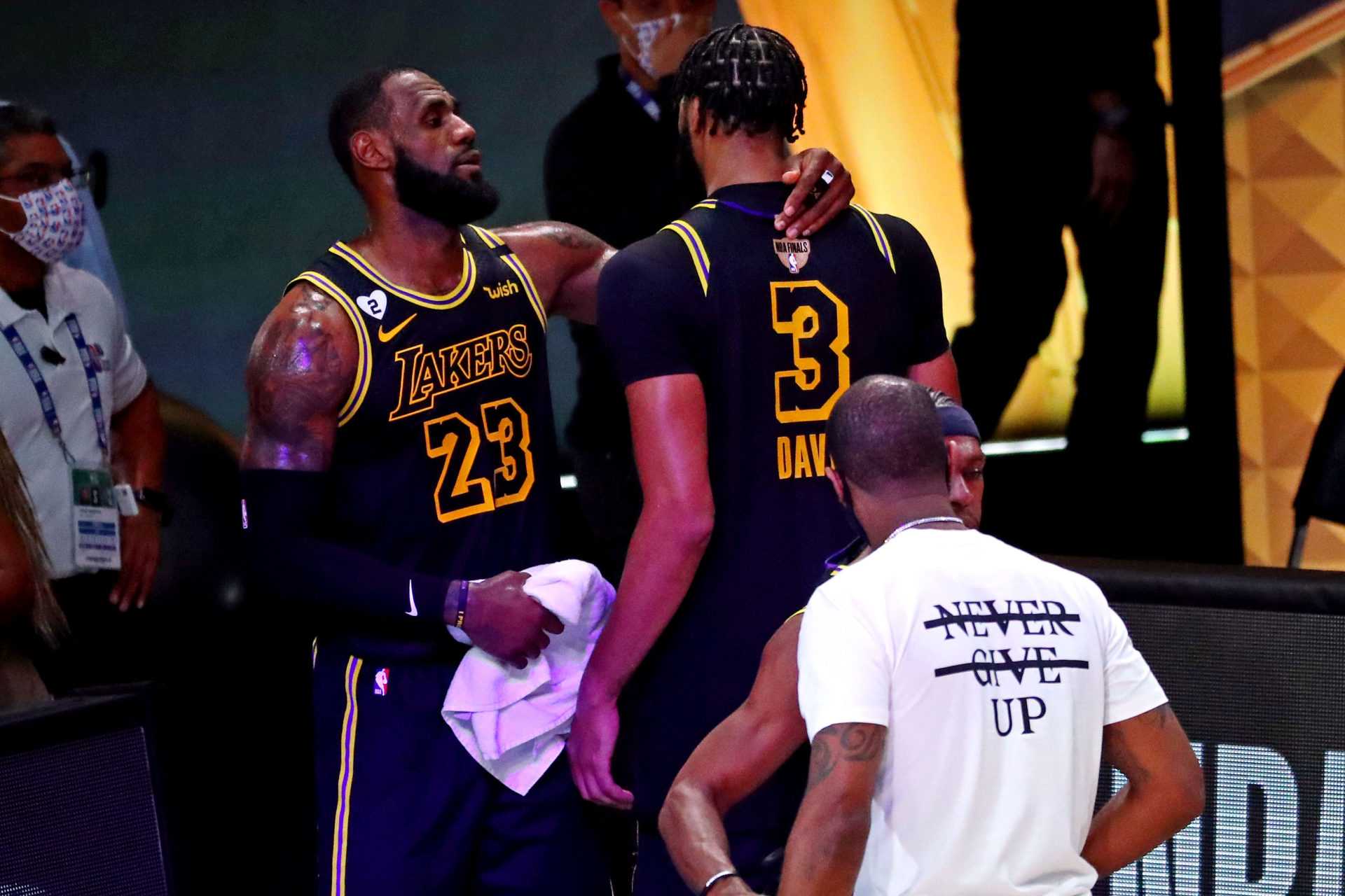 «Il n’est pas nécessaire de dominer»: un ancien joueur des Lakers affirme qu’Anthony Davis peut prolonger la carrière de LeBron James