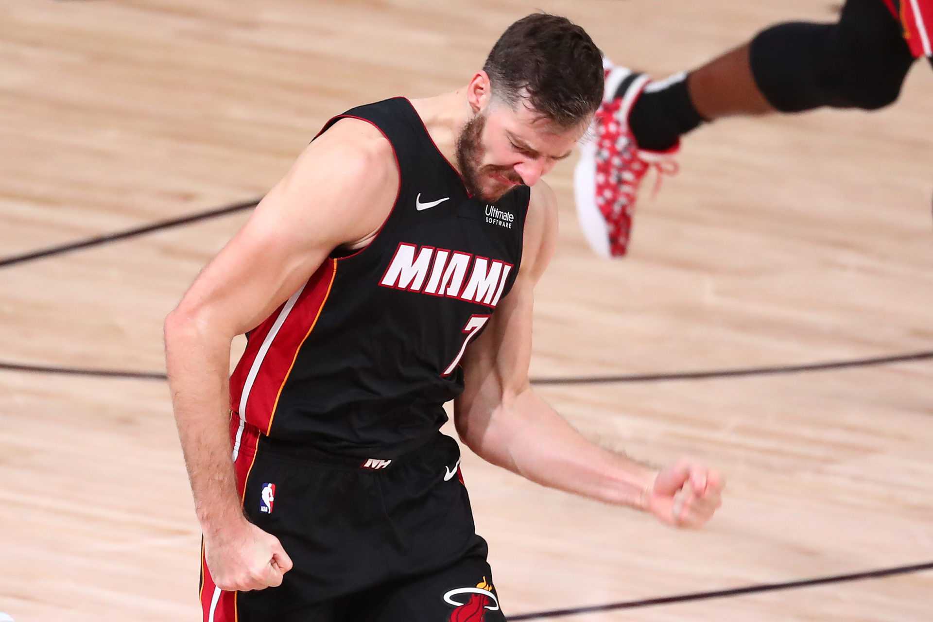 «N'abandonnez pas sur moi»: l'entraîneur de Miami Heat révèle que Goran Dragic est prié de jouer après la blessure du premier match