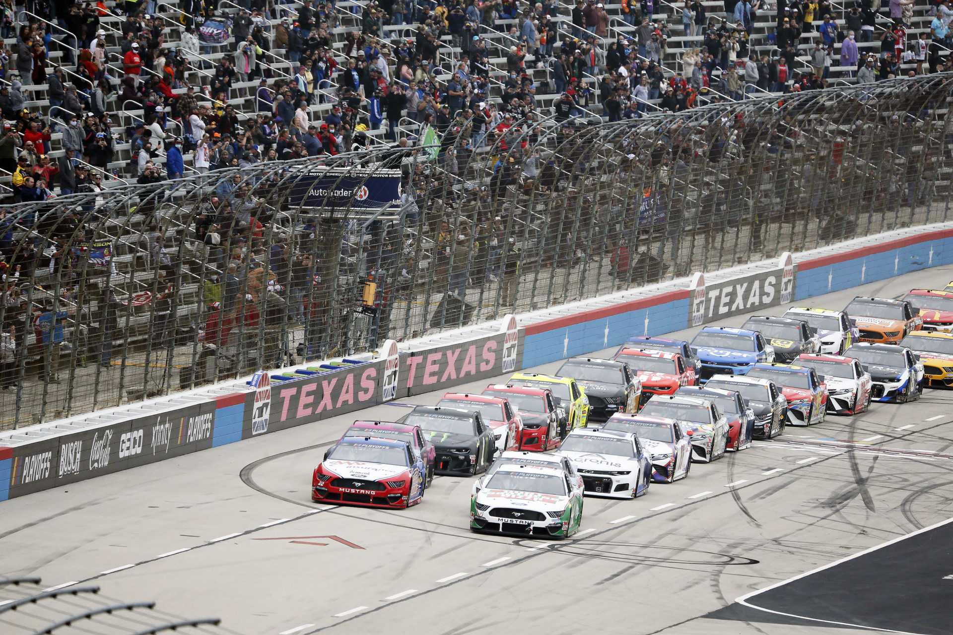 «He’s a F *** Ing Hack» - Who Said What on the Radio in the NASCAR Cup Series Playoff Elimination Race at Martinsville