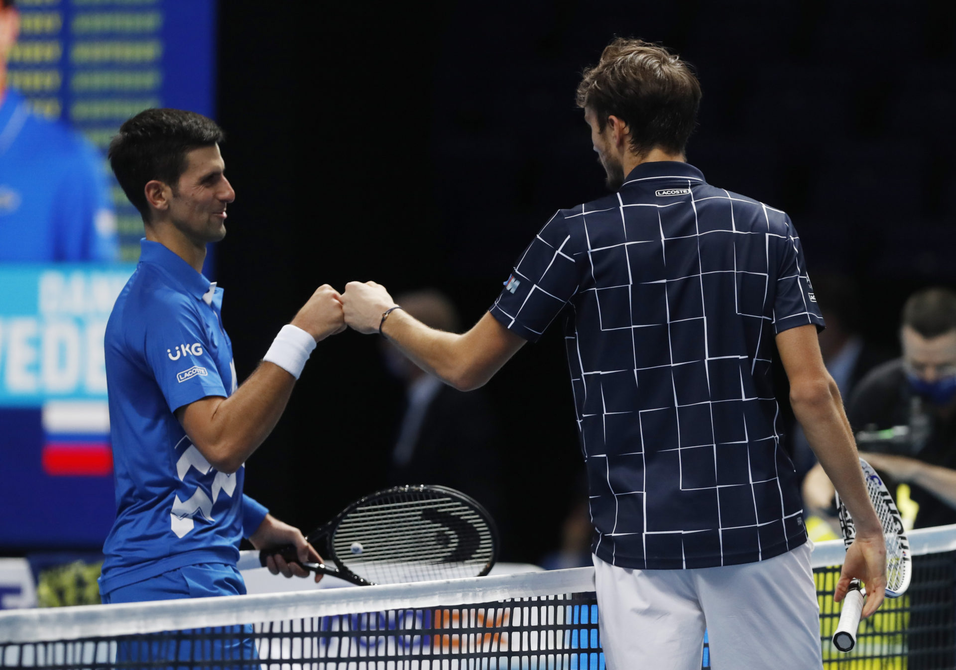Daniil Medvedev et Novak Djokovic aux finales ATP 2020
