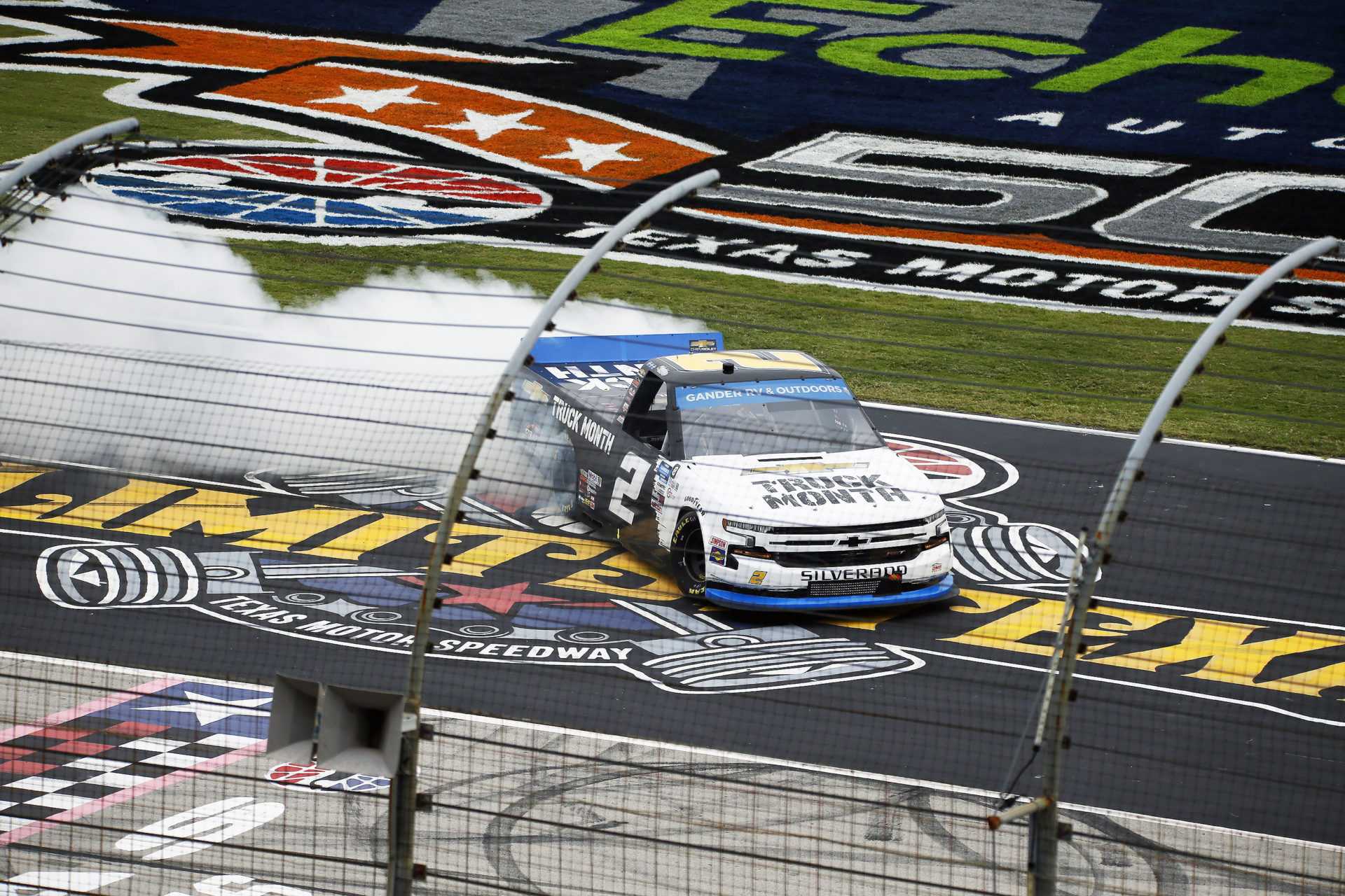 RAPPORTS: NASCAR fera une grande annonce sur le calendrier des séries de camions 2021 la semaine prochaine
