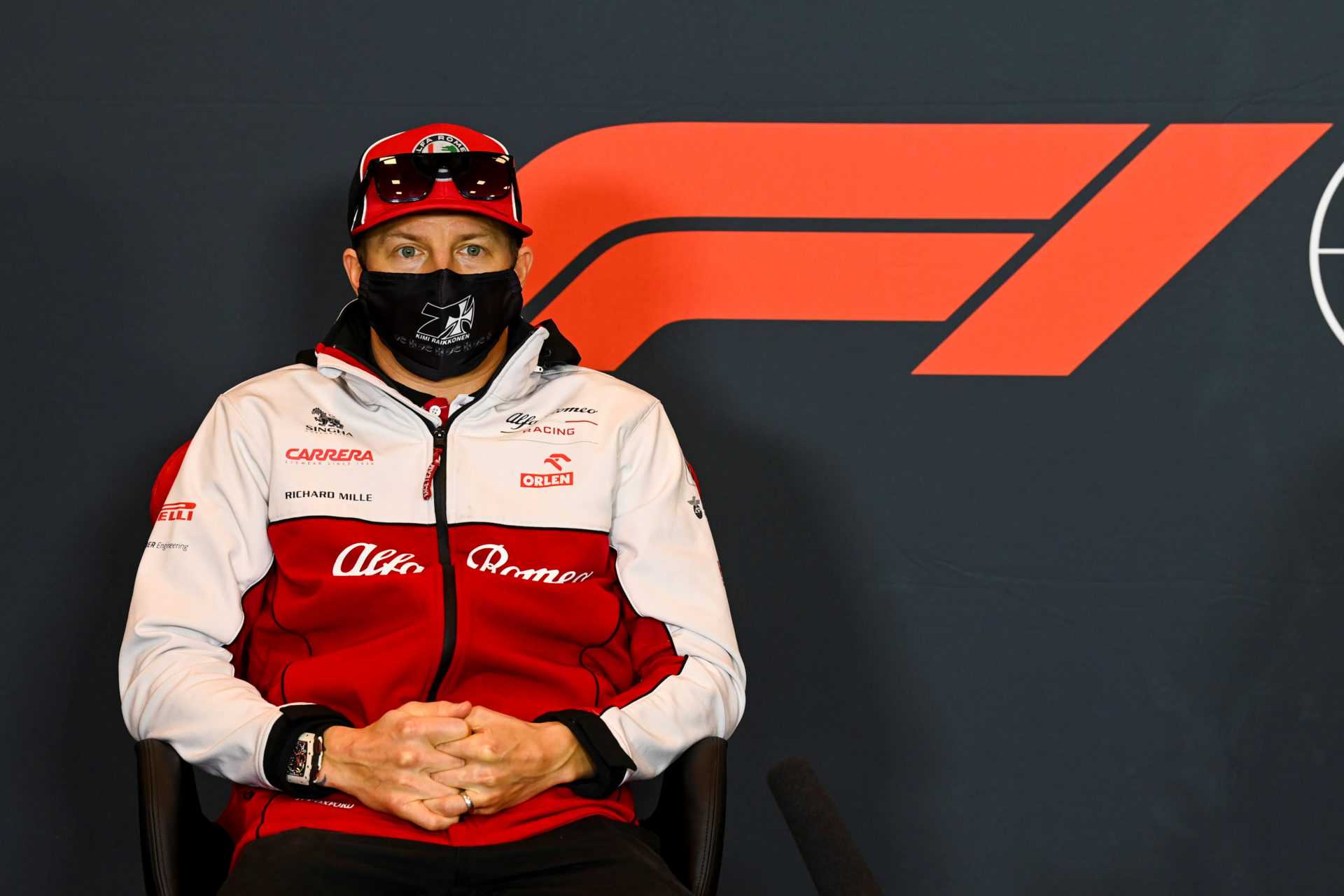 REGARDER: Kimi Raikkonen et son ingénieur sarcastique sur le crash de Russell à Imola