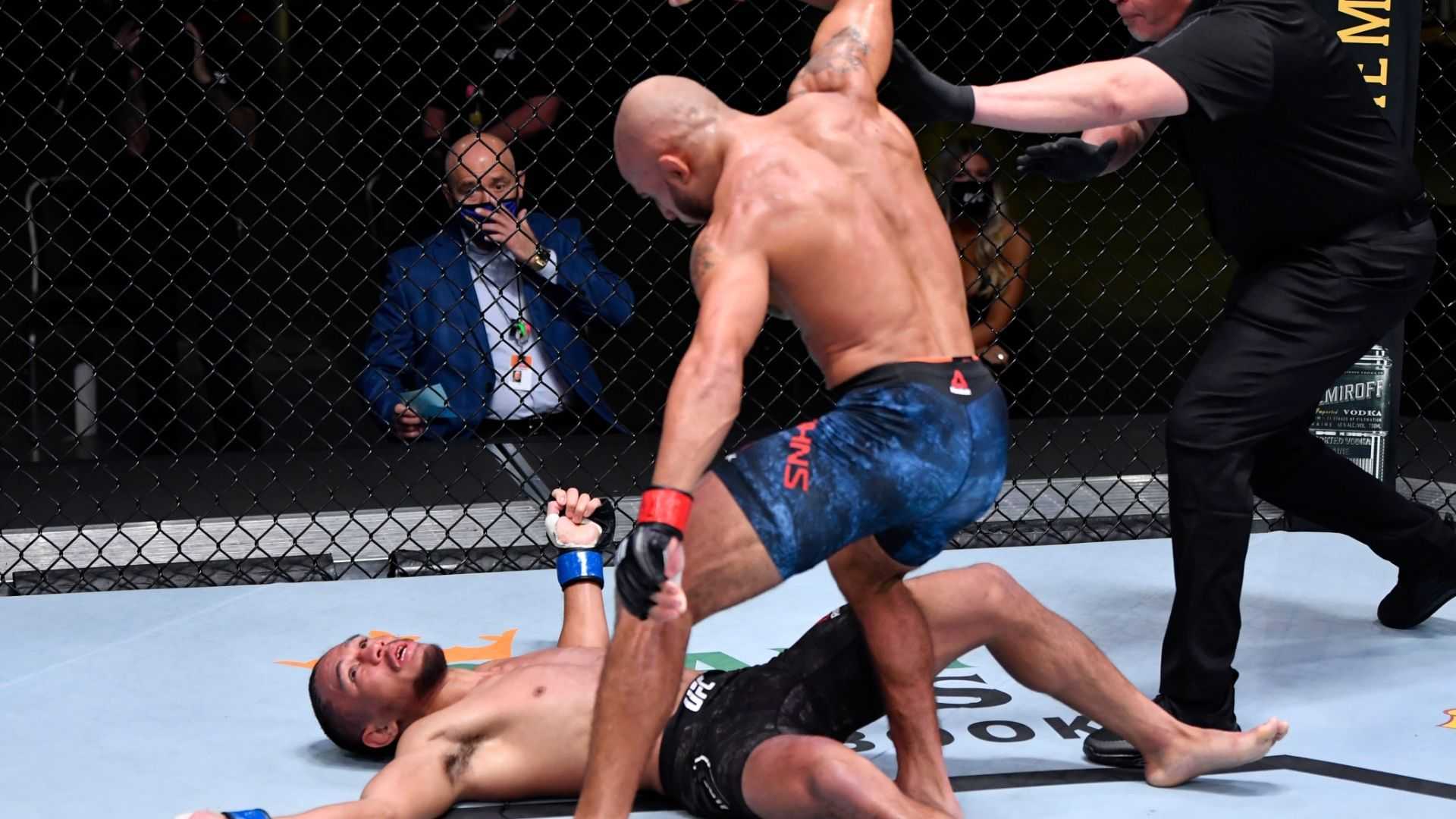VIDÉO UFC Vegas 12: Miles Johns exécute un Uppercut parfait pour laisser tomber Kevin Natividad inconscient