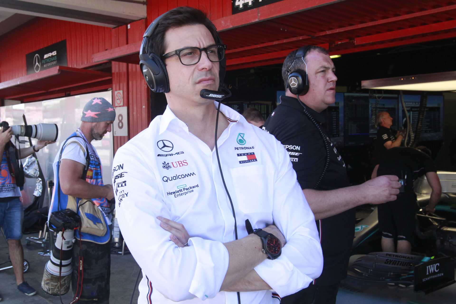 'Jamais rien vu de tel' - Un expert de la F1 qualifie le Toto Wolff de Mercedes de "une forme extrême"