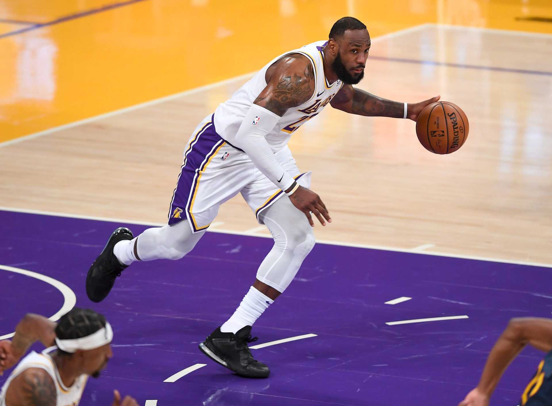 Los Angeles Lakers vs Phoenix Suns: LeBron James jouera-t-il ce soir?  Mises à jour des blessures, programmation et prévisions de jeu