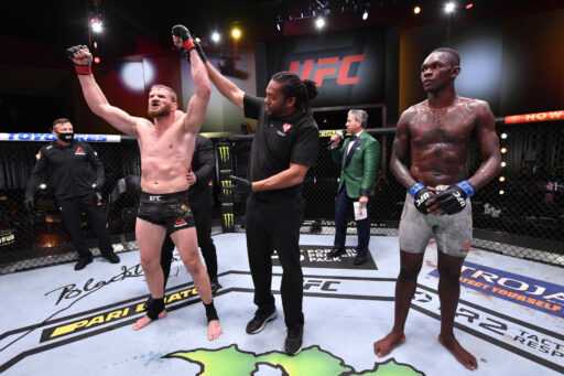 UFC 259: Aljamain Sterling suspendu jusqu’en mai après la victoire par disqualification contre Petr Yan