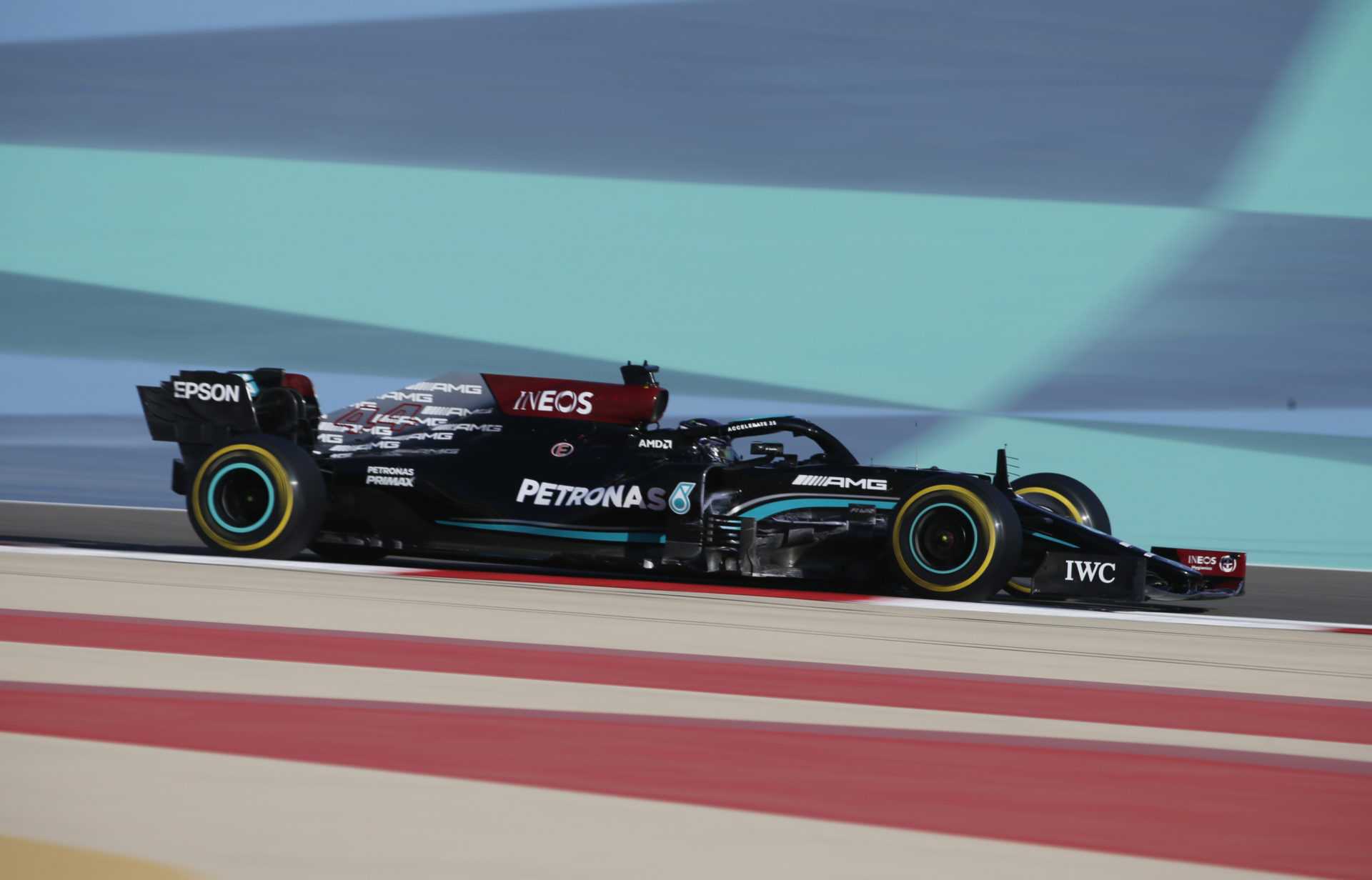 Mercedes admet que "Red Bull est en avance sur les performances" après des tests F1 décevants
