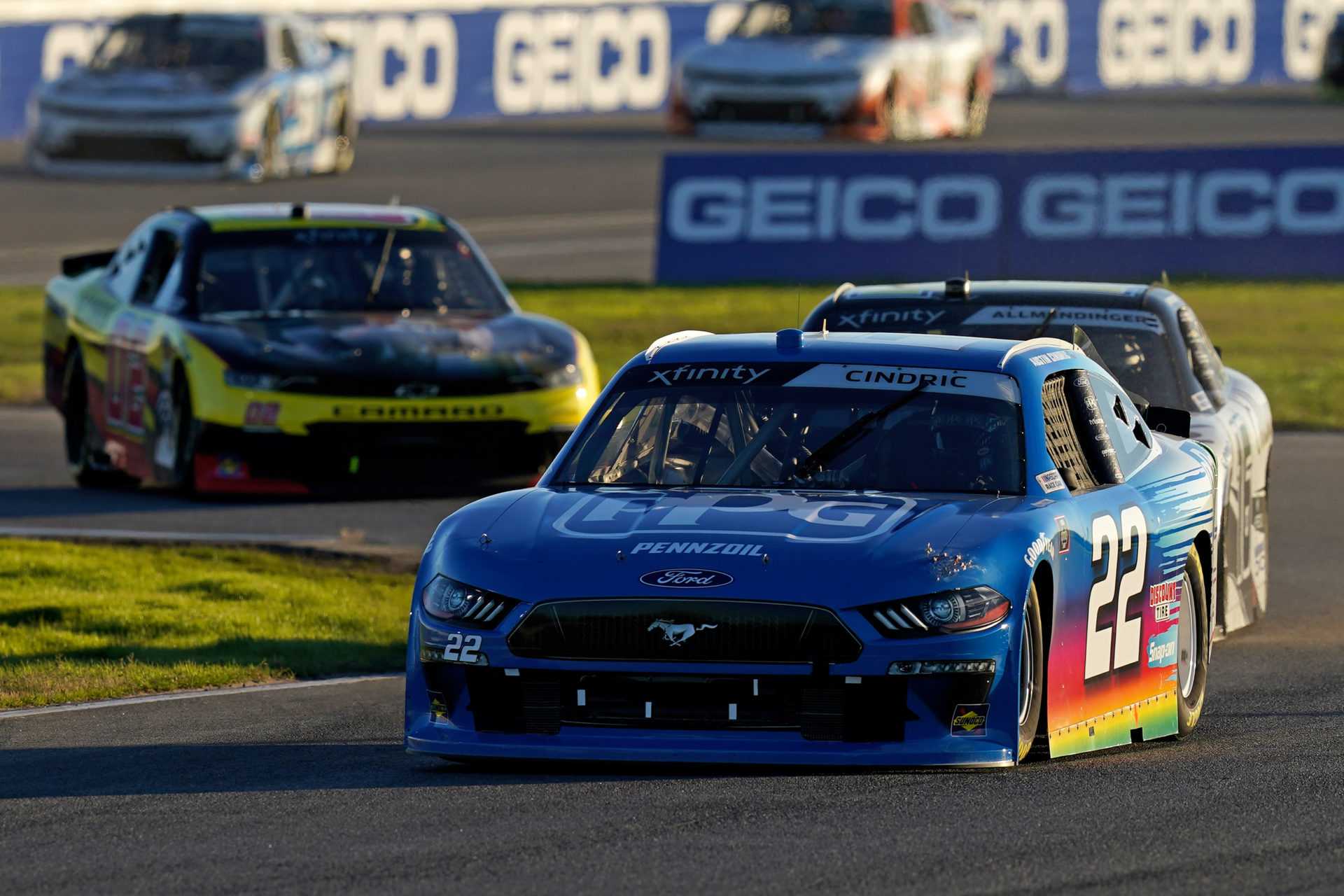 Austin Cindric mène le peloton: line-up pour la course NASCAR Xfinity Series à Atlanta
