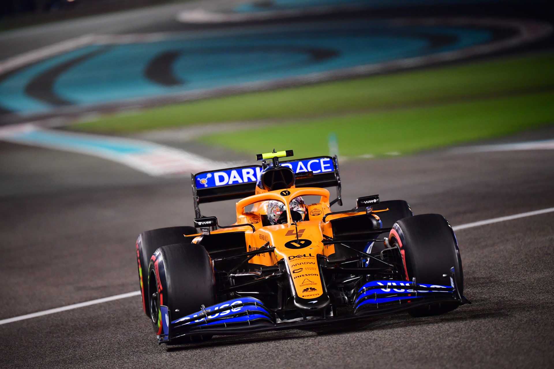 Pilote McLaren Lando Norris en action lors du GP d'Abu Dhabi