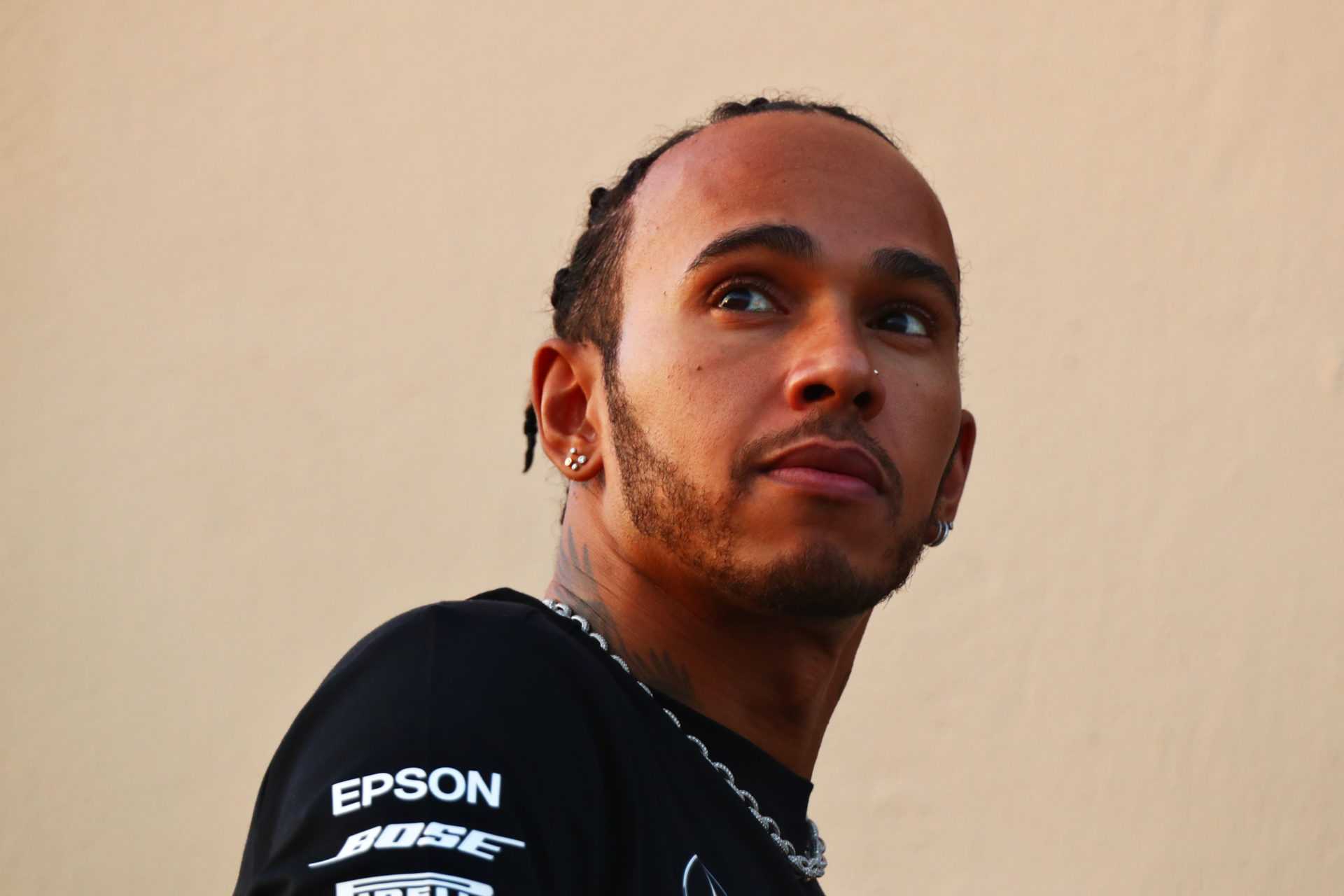 Lewis Hamilton de Mercedes avant le GP d'Abu Dhabi