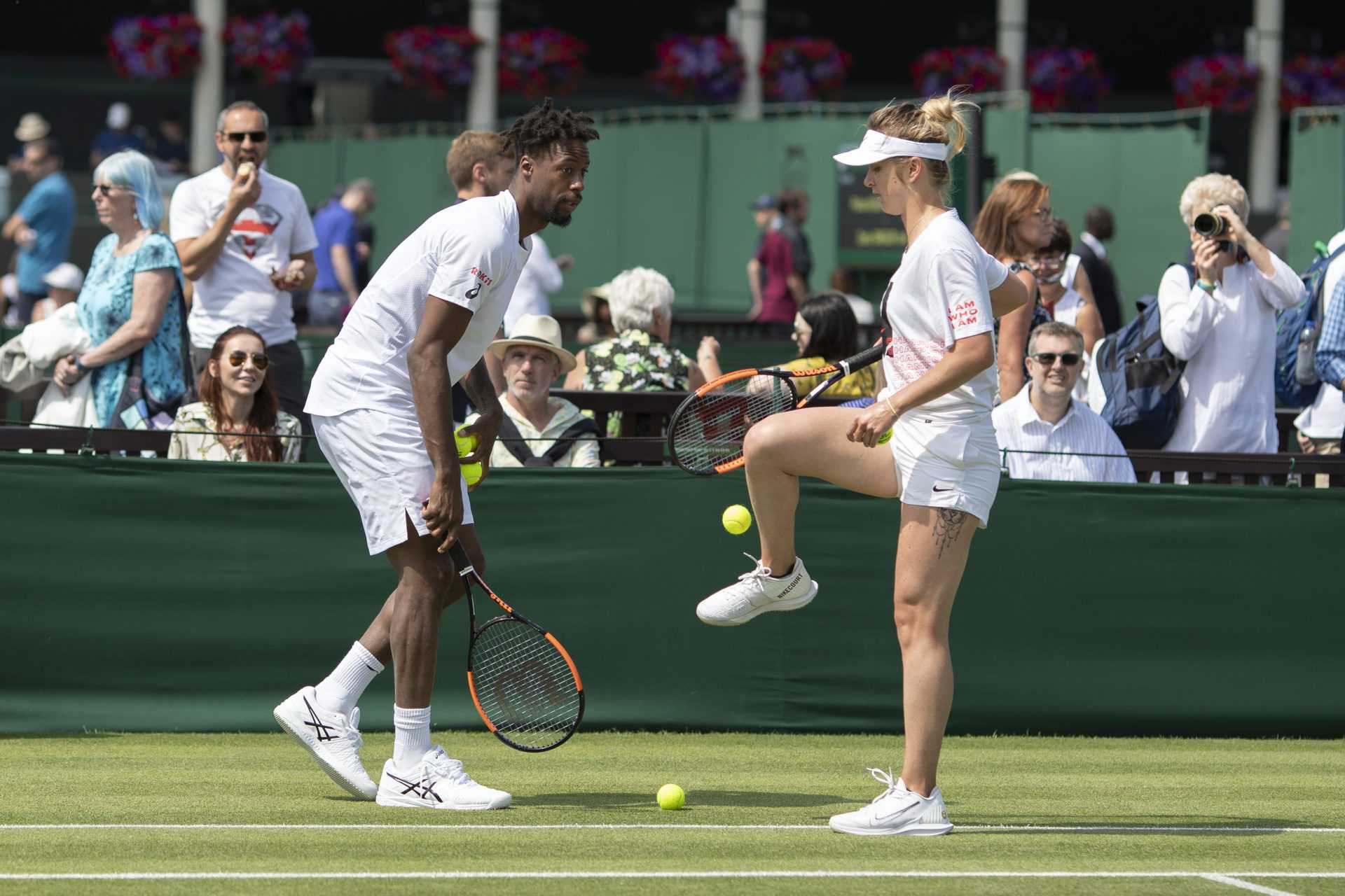 Gael Monfils et Elina Svitolina jouent au tennis aux championnats de Wimbledon
