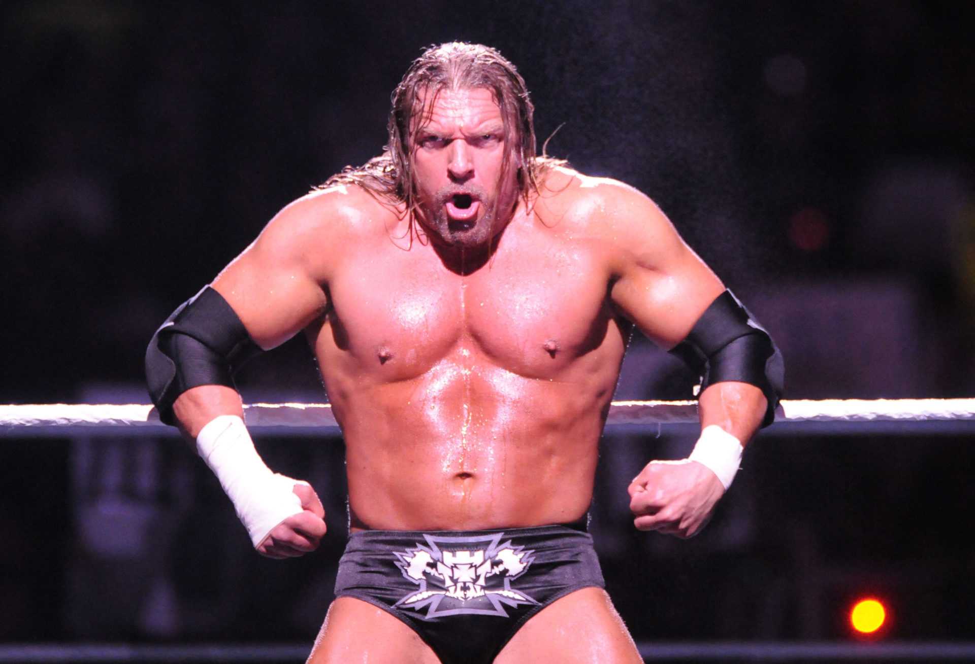 Triple H révèle que AJ Styles voulait un match contre lui à WrestleMania
