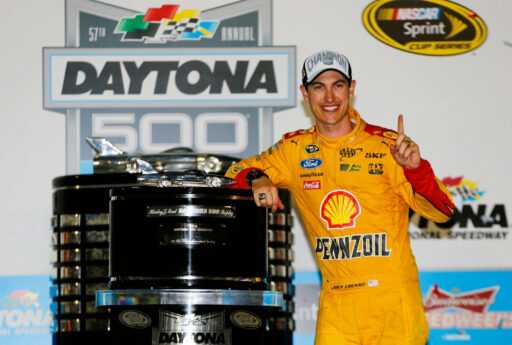 Joey Logano honorera le vainqueur de NASCAR Daytona 500 et le champion de F1 Mario Andretti avec le schéma de peinture Darlington