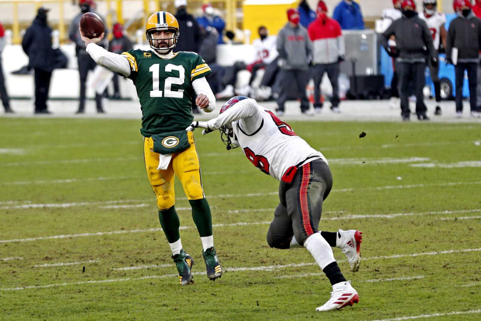 Un analyste de la NFL suggère que les Packers de Green Bay ne sont pas pleinement engagés à garder Aaron Rodgers