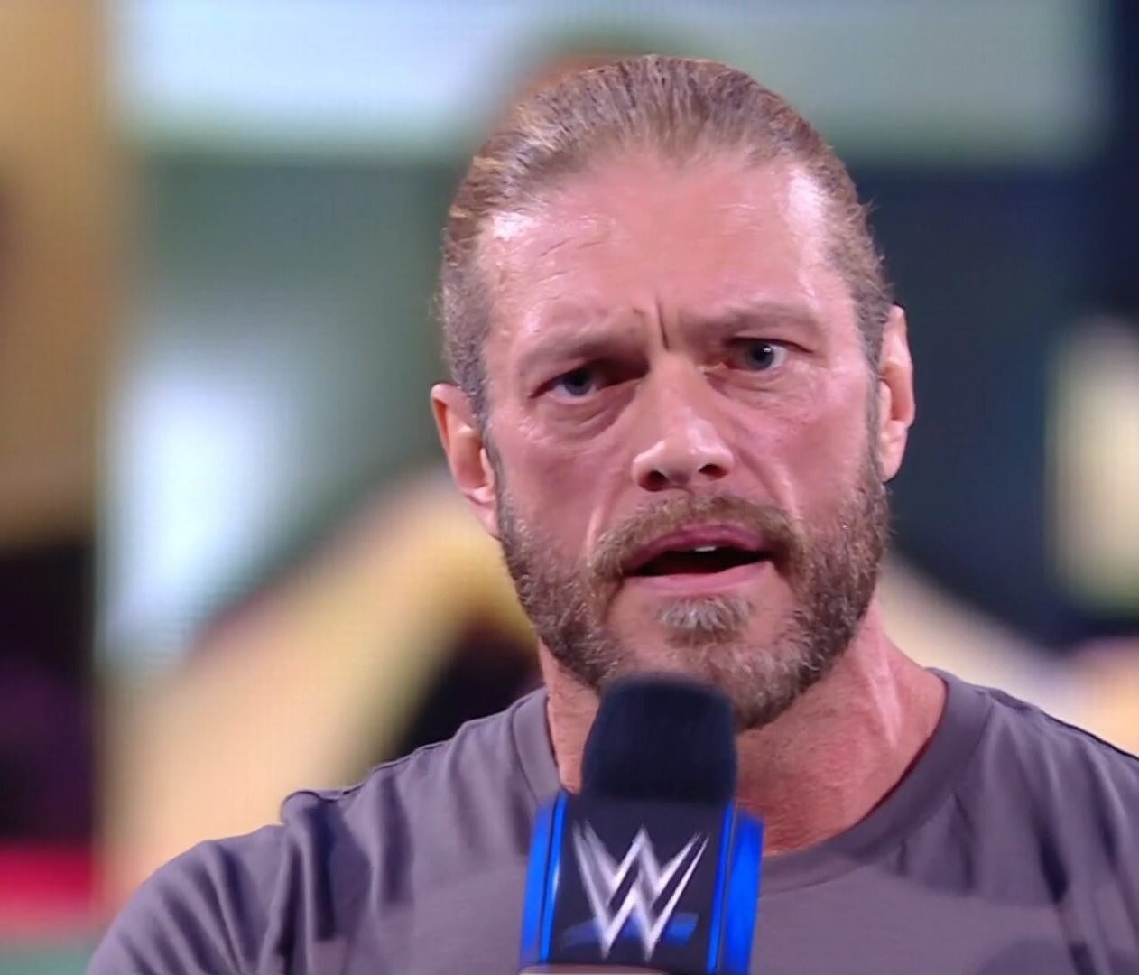 WOW!  La bande-annonce du prochain documentaire d'Edge donnera la chair de poule à tous les fans de la WWE
