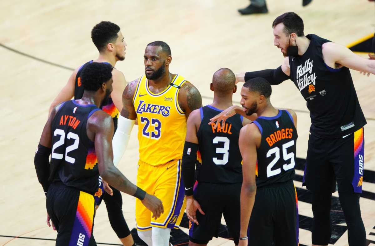 «Clippers Better Than Us»: Snoop Dogg, Magic Johnson et d'autres réagissent à la défaite embarrassante du match 5 des Lakers contre les Suns