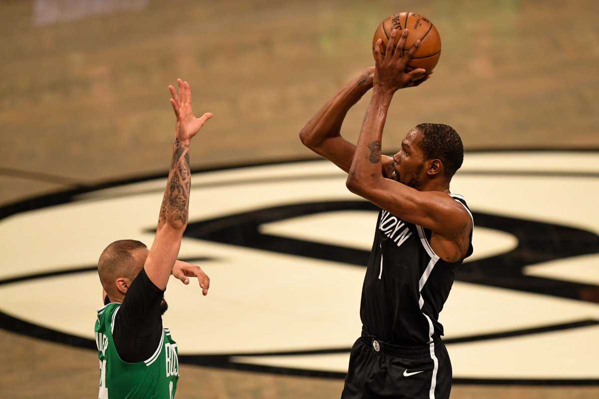 Kevin Durant des Nets dit qu'il « déteste » jouer contre Jayson Tatum dans la même conférence ;  la star des Celtics réagit