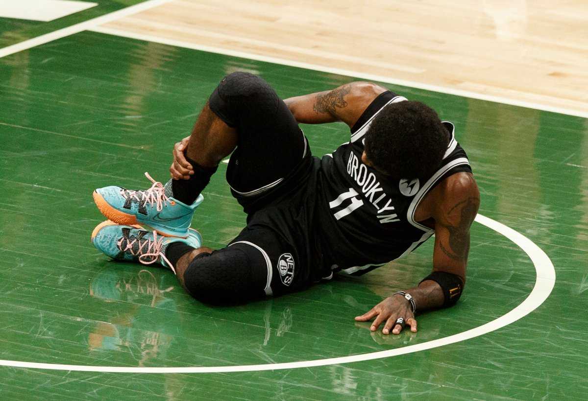 L'ancien champion de la NBA pense que la blessure de Kyrie Irving des Nets est un karma pour avoir piétiné le logo des Celtics