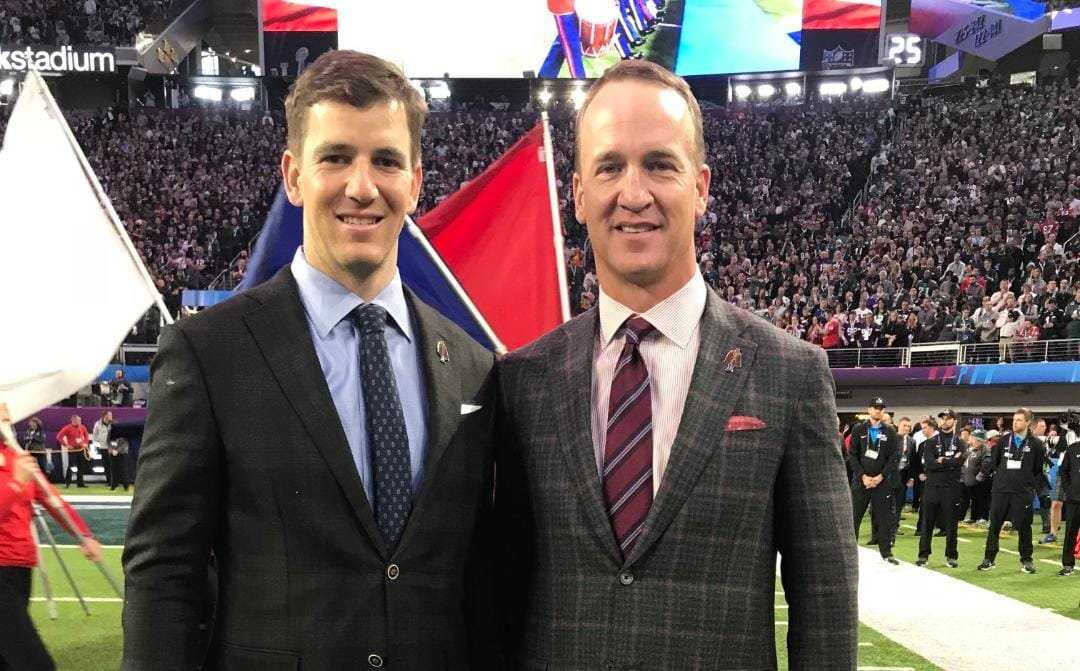 Eli et Peyton Manning co-hébergeront une version alternative MegaCast de "Monday Night Football" pendant trois saisons