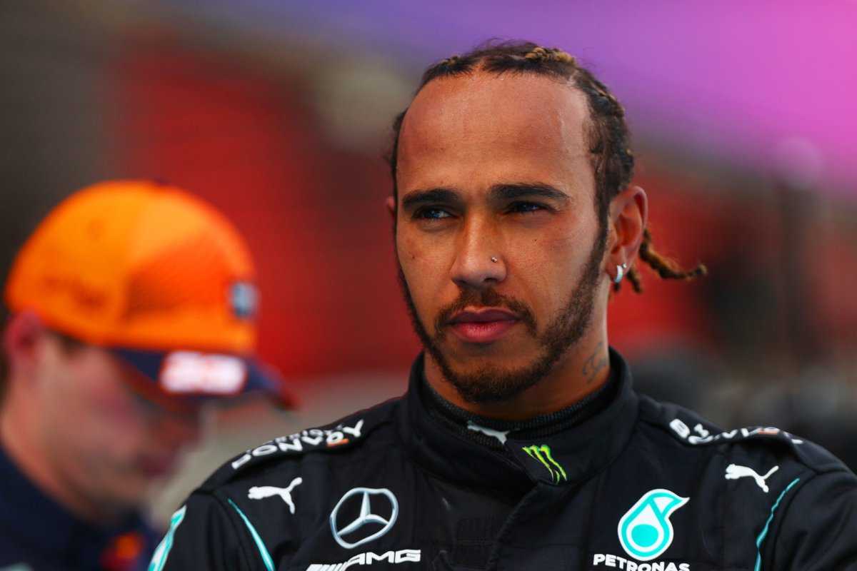 Horner accuse Hamilton d'avoir peint Verstappen comme une "rookie F1 agressif de 17 ans"