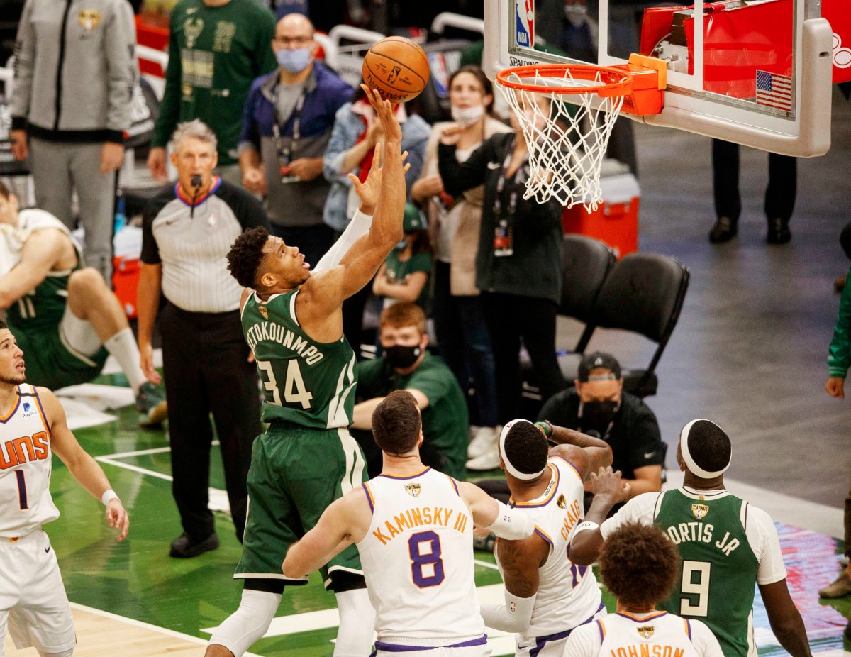 «Un grand leader»: le coéquipier des Milwaukee Bucks est impressionné par Giannis Antetokounmpo après une performance stellaire contre Suns