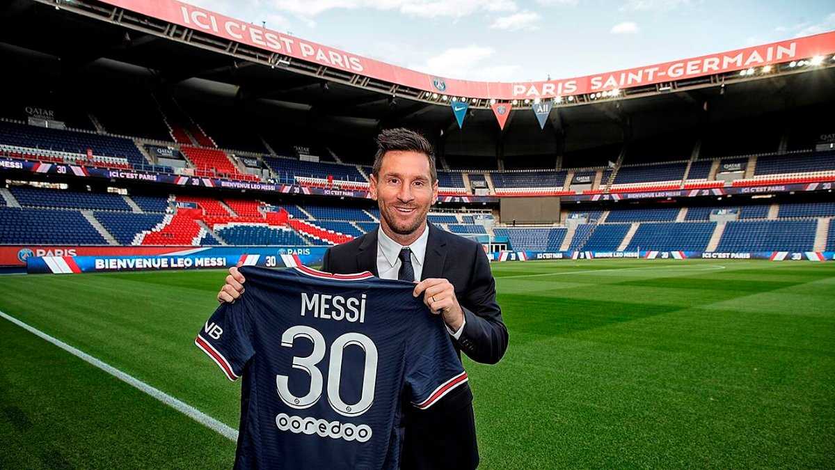 La somme d'argent insensée que le PSG a déjà gagnée sur les maillots de Lionel Messi révélée