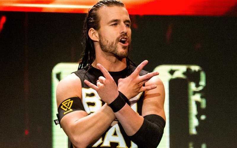 RAPPORTS: La superstar de NXT Adam Cole n'est plus sous contrat avec la WWE