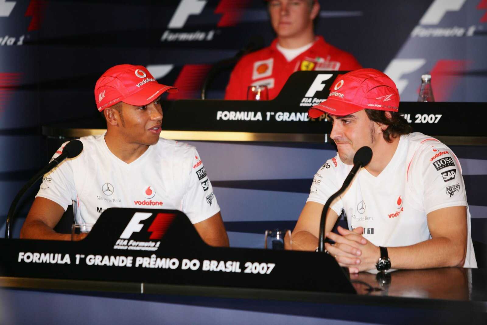 "Je serais plus égoïste" - Fernando Alonso révèle ses erreurs lors de la première ère McLaren F1